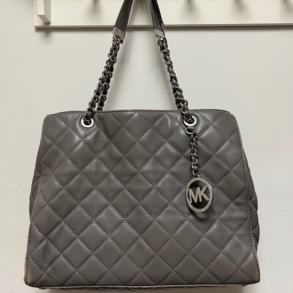 MK bag - Picture 1 of 7